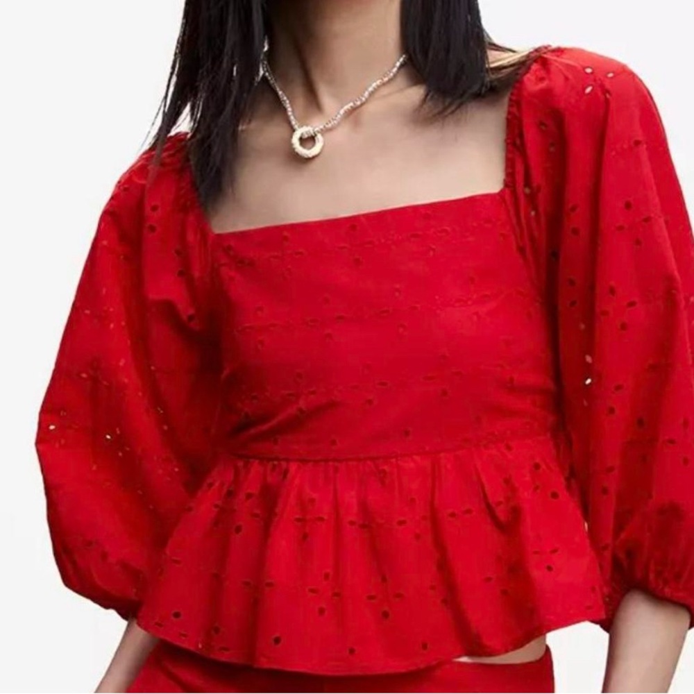 NWOT Mango Red Puffy Peplum Top